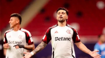 فلامينجو يتغلب على كروز أزول ويواجه بيراميدز في نصف نهائي كأس إنتركونتيننتال